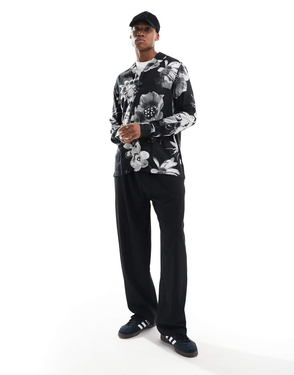 ONLY & SONS relaxed shirt with gray floral in black Product Image