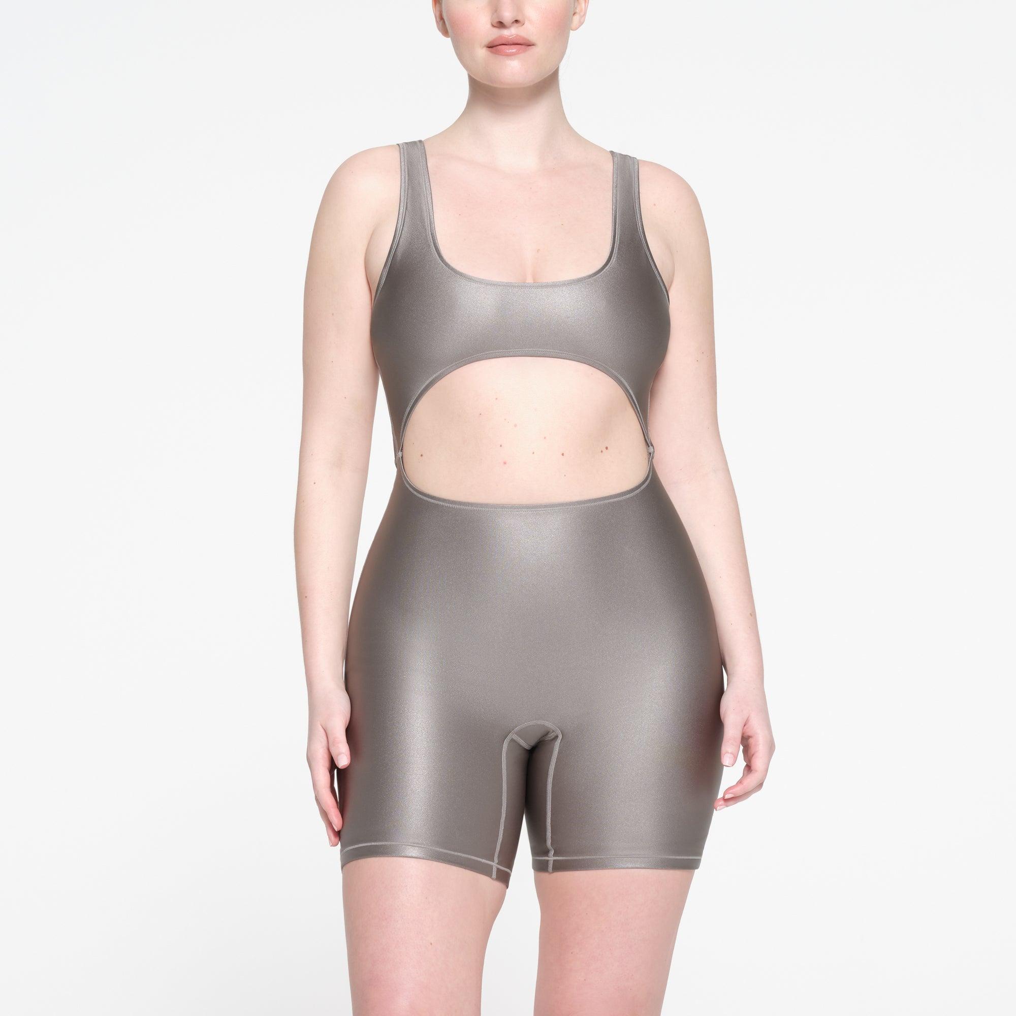 SHINE SWIM TRIANGLE TOP | SMOKE Product Image