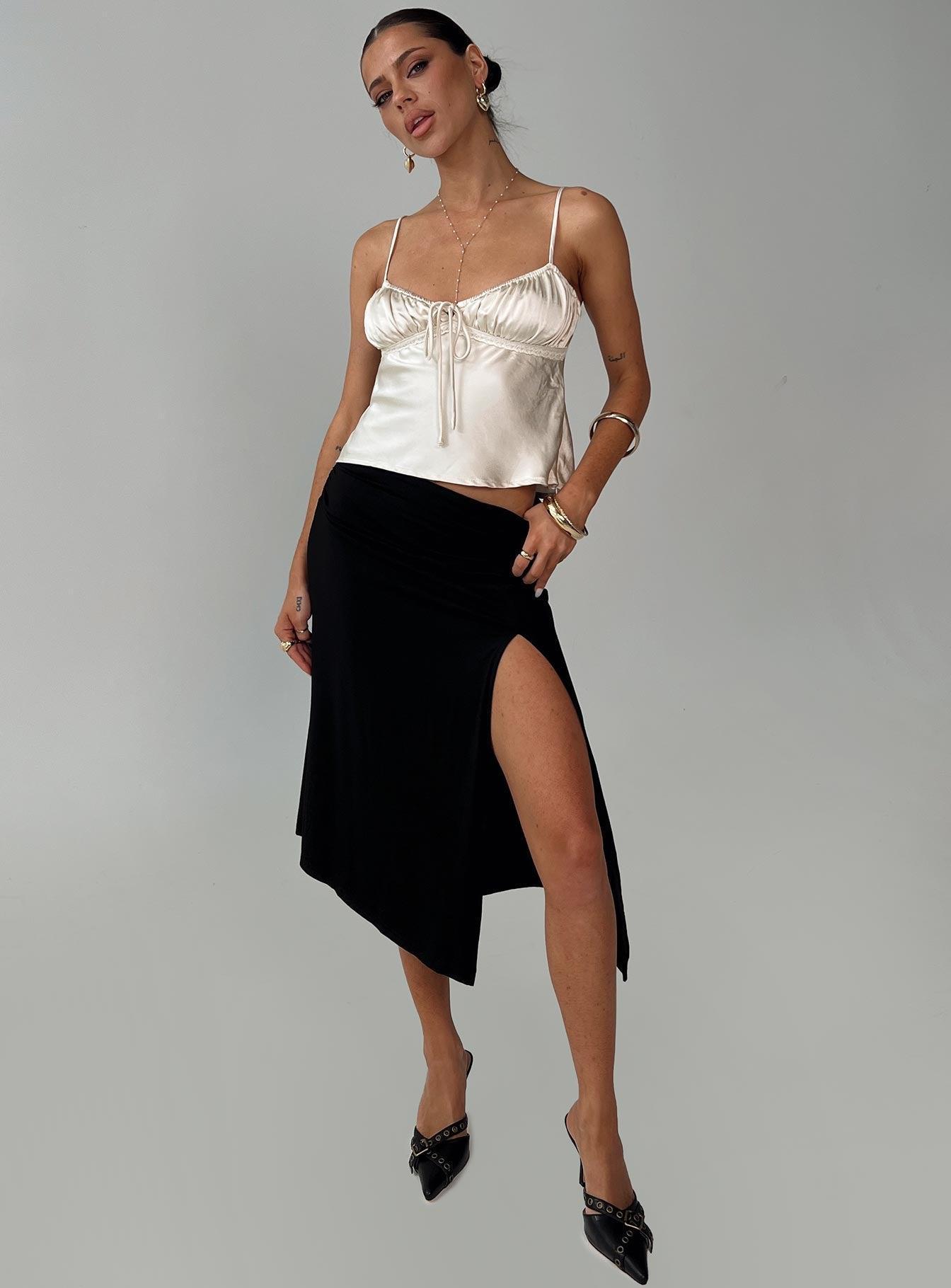 Venissa Ruched Midi Skirt Black product image