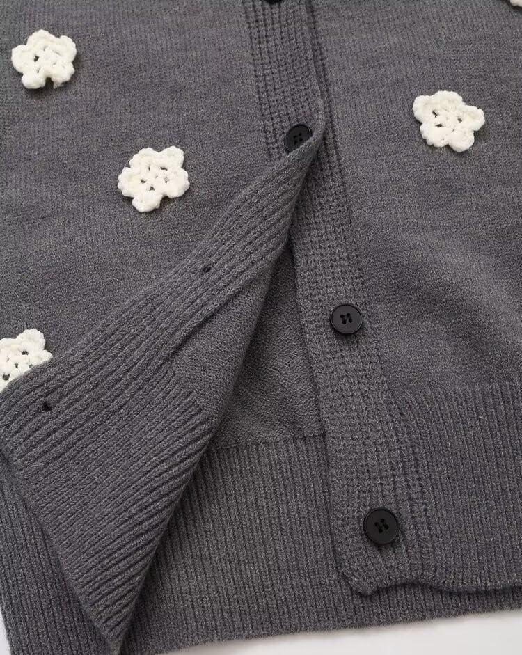 Round Neck Crochet Floral Cardigan Product Image