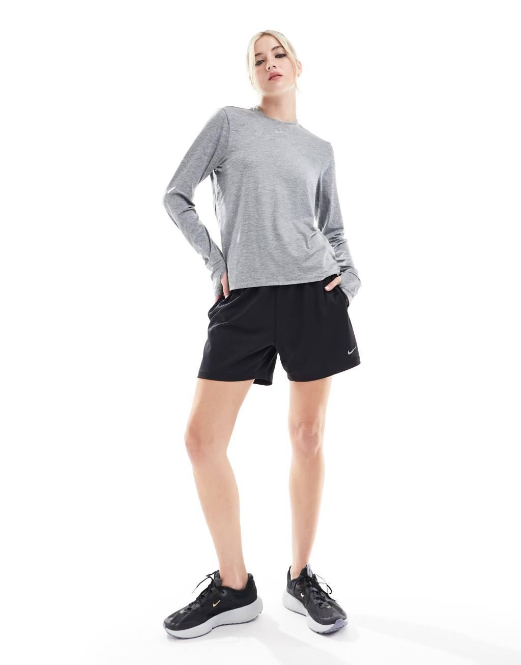 Nike Running Dri-FIT Swift Elemant UV long sleeve top Product Image