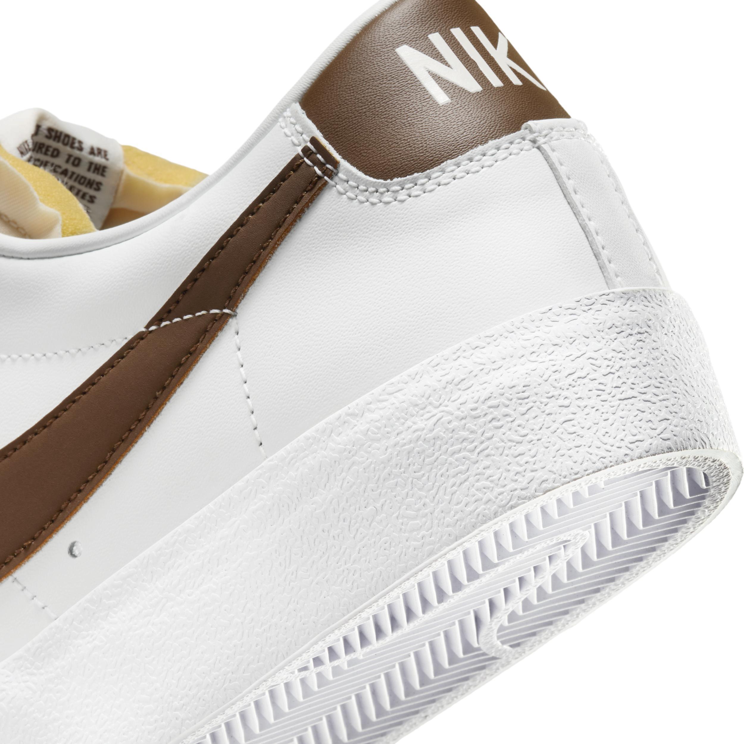 Nike Men's Blazer Low '77 Vintage Shoes Product Image