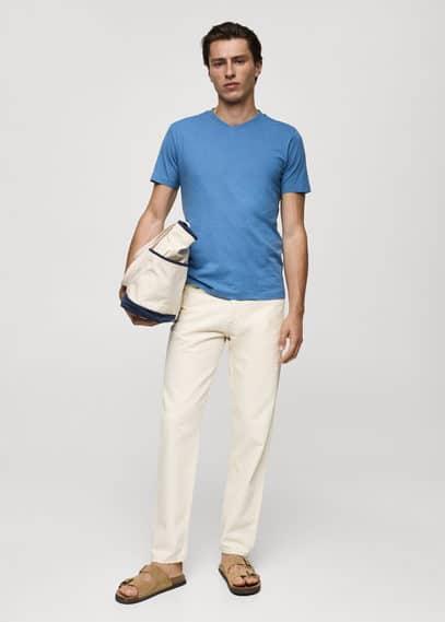 MANGO MAN - Slim-fit cotton V-neck t-shirt indigo blueMen Product Image