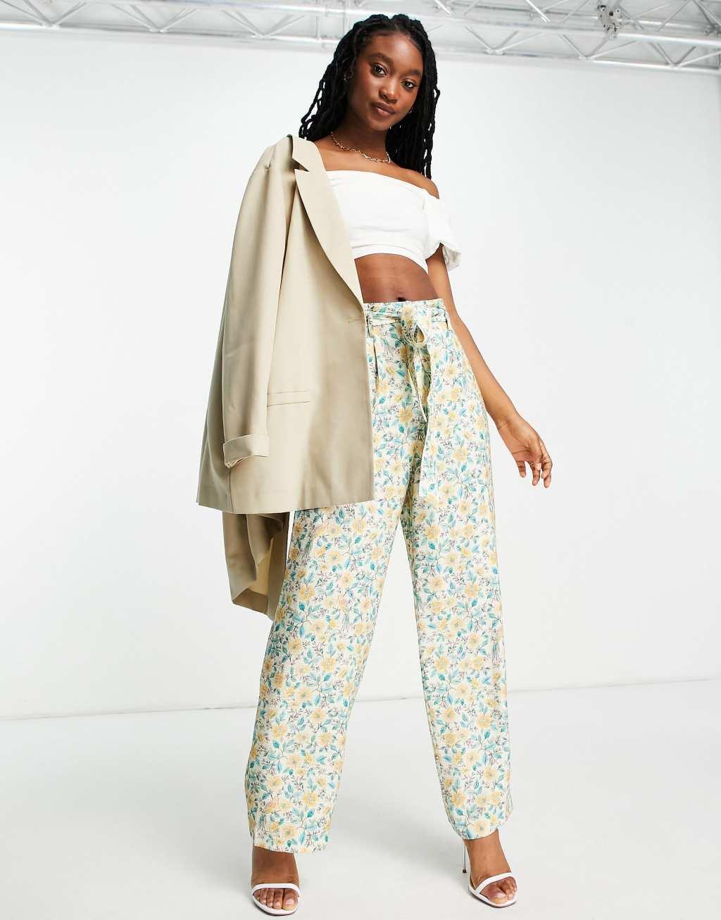 Ever New tie waist wide leg pants in yellow ditsy print - part of a set Product Image