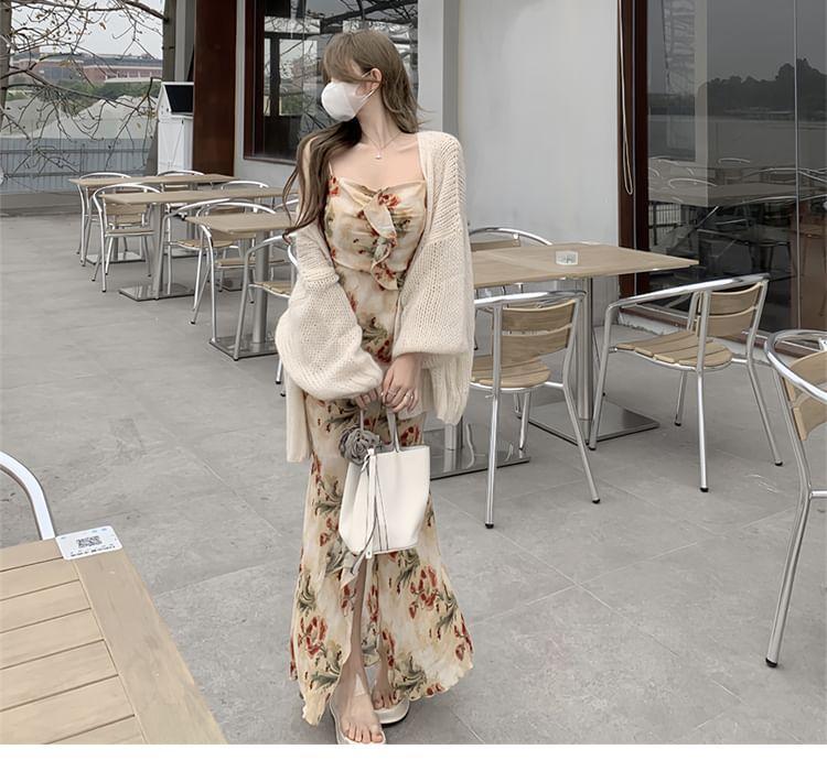 Spaghetti Strap Floral Print Maxi A-Line Dress / Plain Open Front Cardigan Product Image