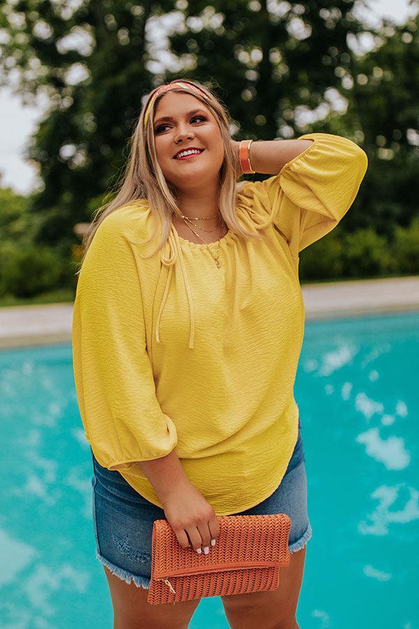 Splash Of Champagne Shift Top In Yellow Curves Product Image