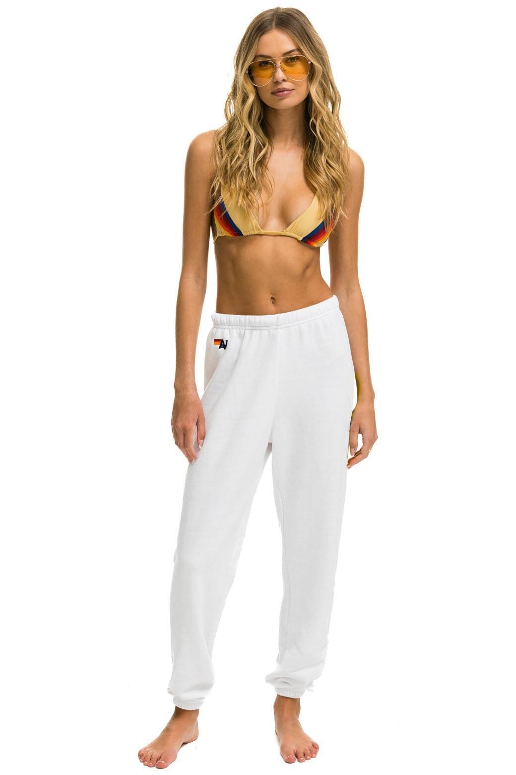 SMILEY 2 LIGHT WEIGHT SWEATPANTS - WHITE Female Product Image