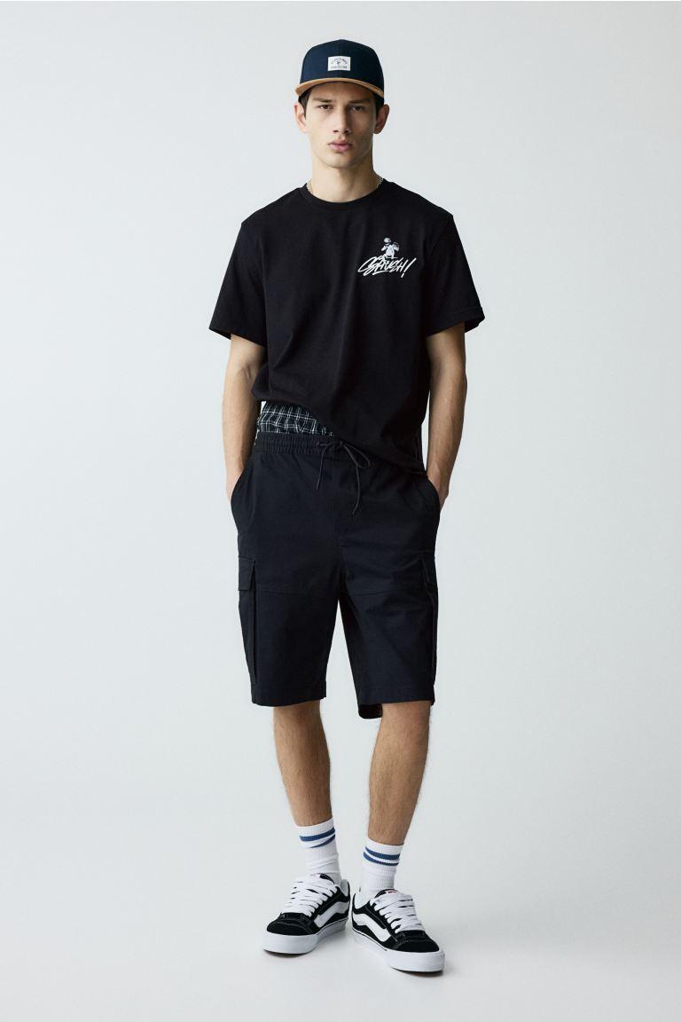 Regular Fit Twill Cargo Shorts Product Image