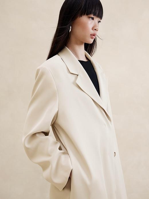 The Tailored Coat Product Image