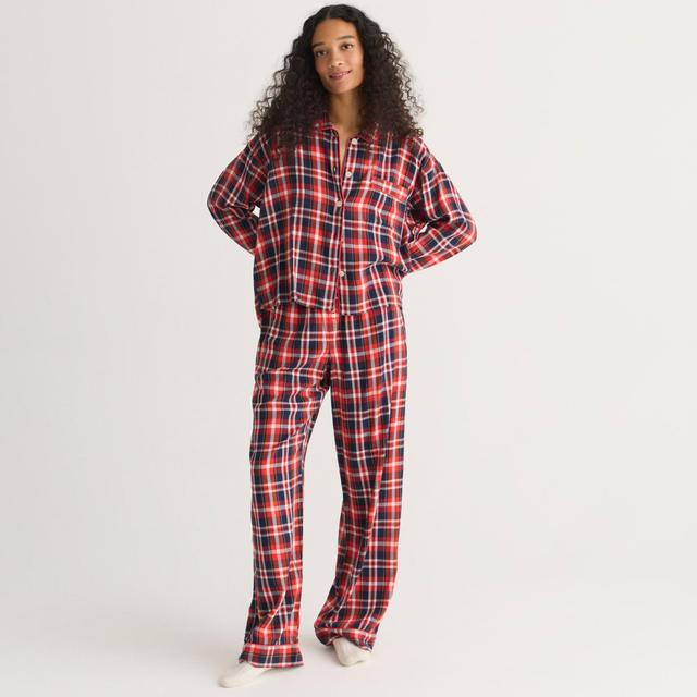 Flannel long-sleeve cropped pajama pant set in plaid Product Image