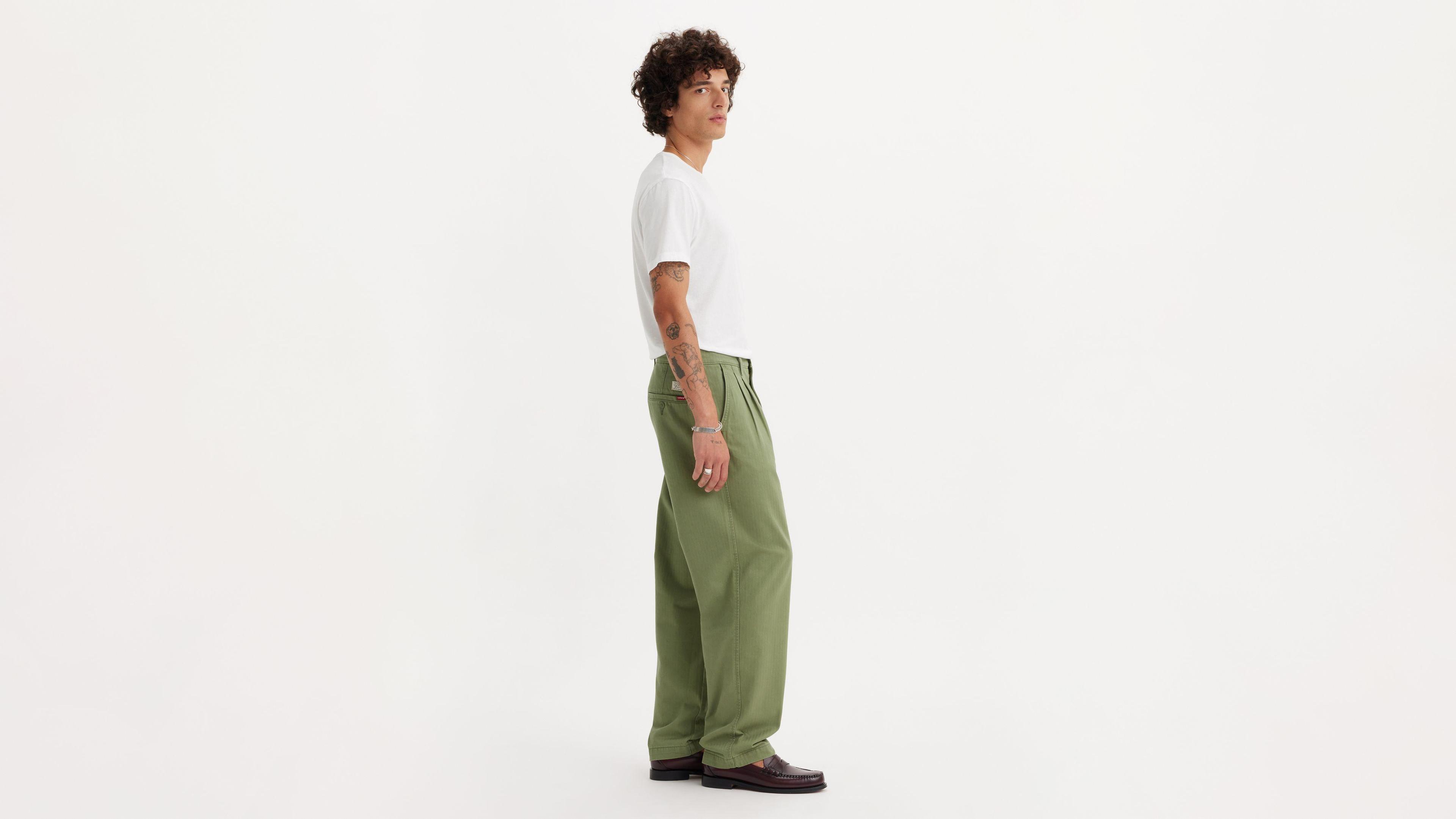 Levi's Chino Loose Straight Pleated Men's Pants Product Image