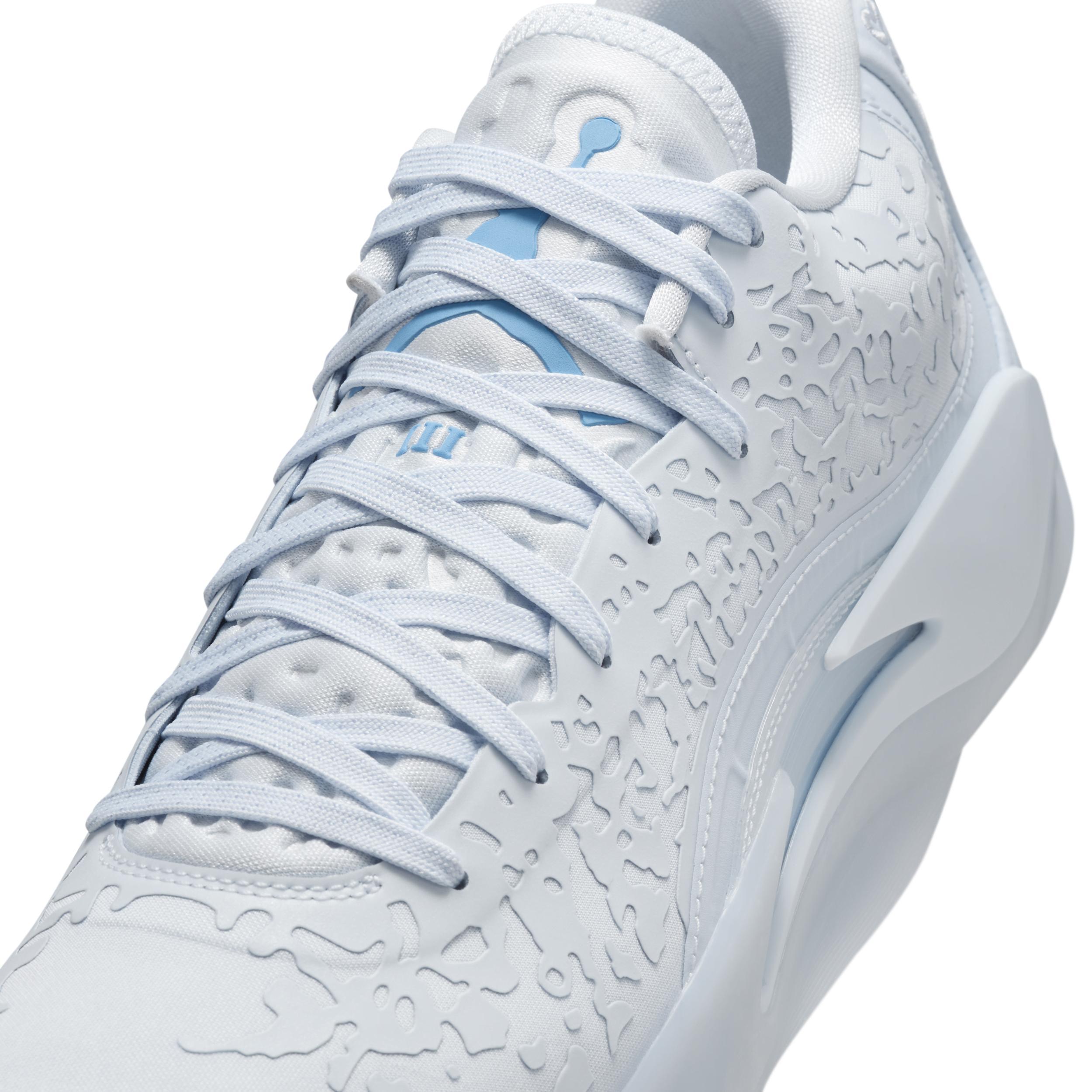 Zion 3 Basketball Shoes Product Image