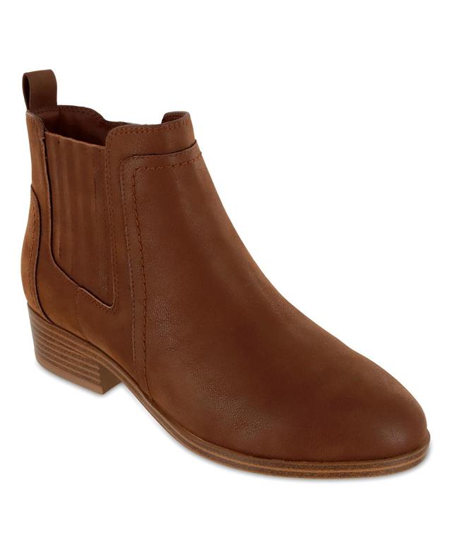 Mia Womens Belle Ankle Booties Product Image