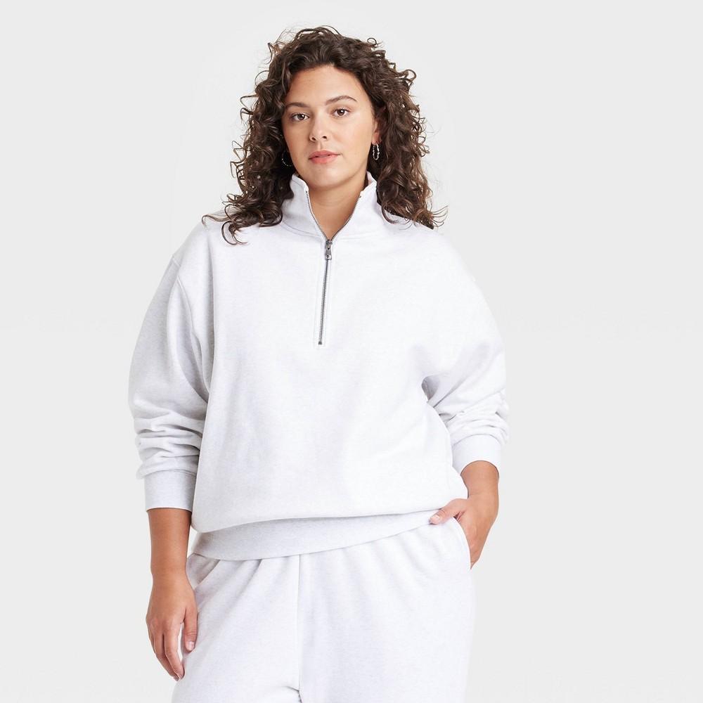 Womens Leisure Studio Quarter Zip Pullover - Universal Thread Light Heather XXL Product Image