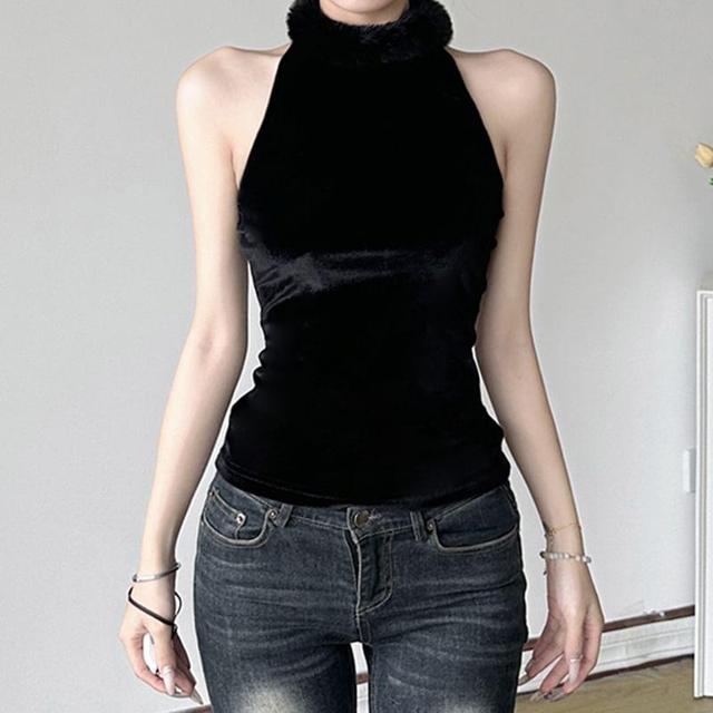 Sleeveless Velvet Plain Crop Top Product Image