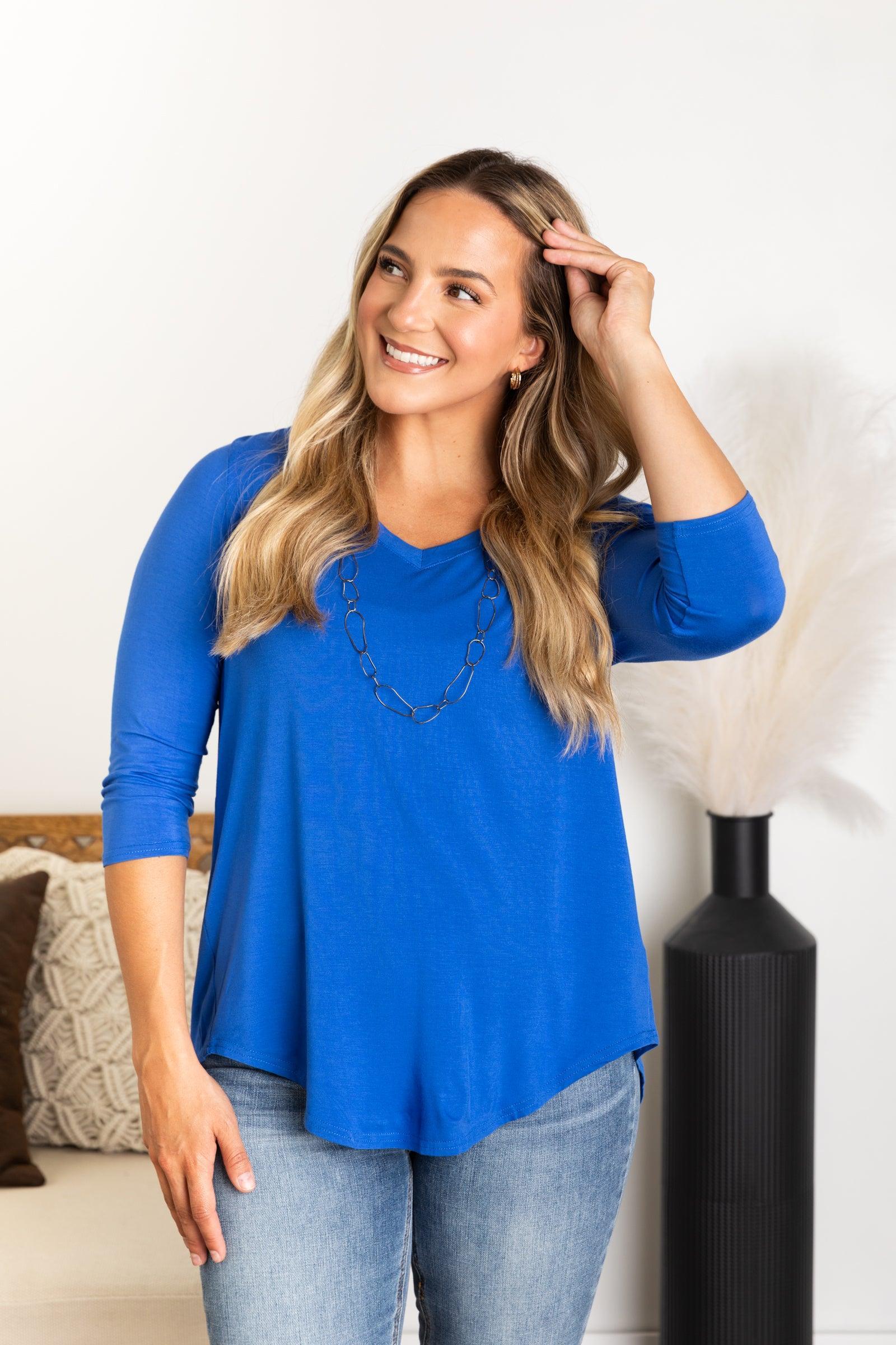 Solid 3/4 V-Neck Knit Top product image