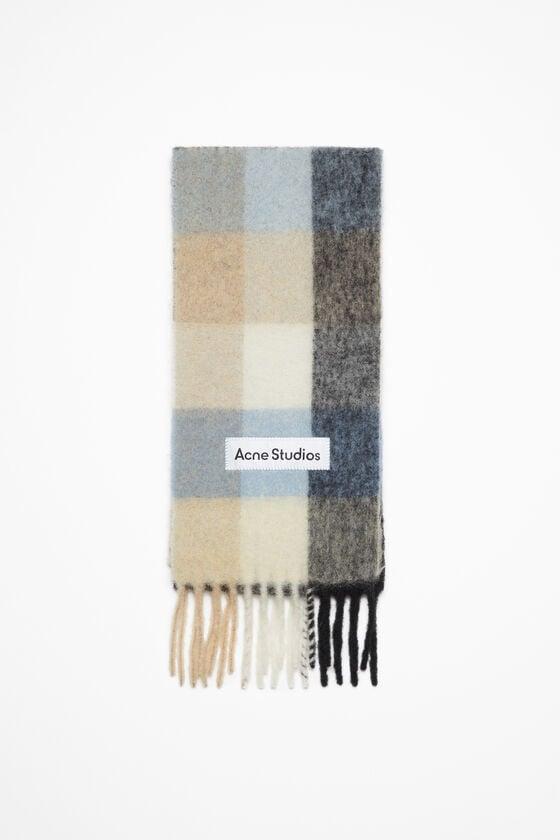 Mohair checked scarf Product Image