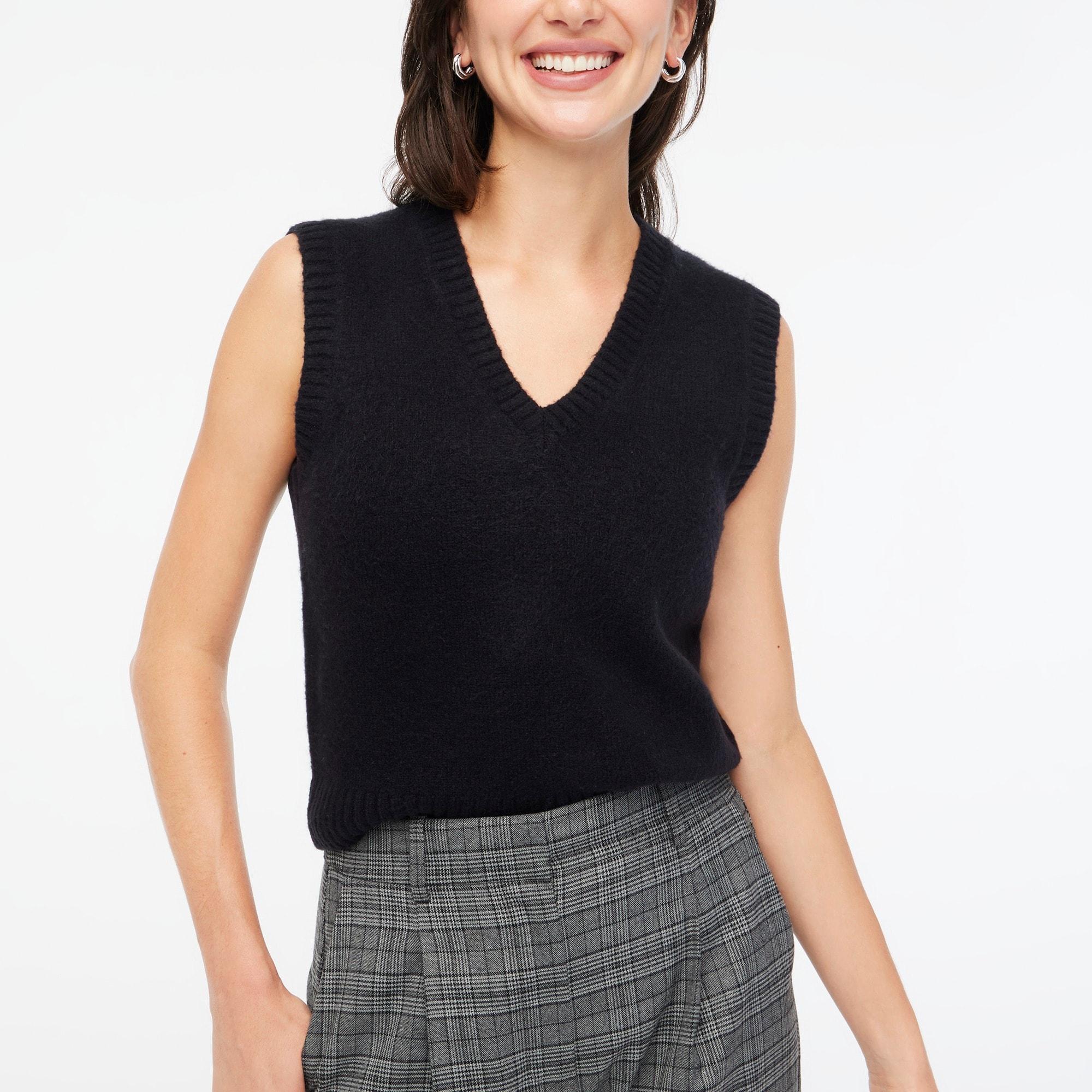 Sweater-vest in extra-soft yarn Product Image