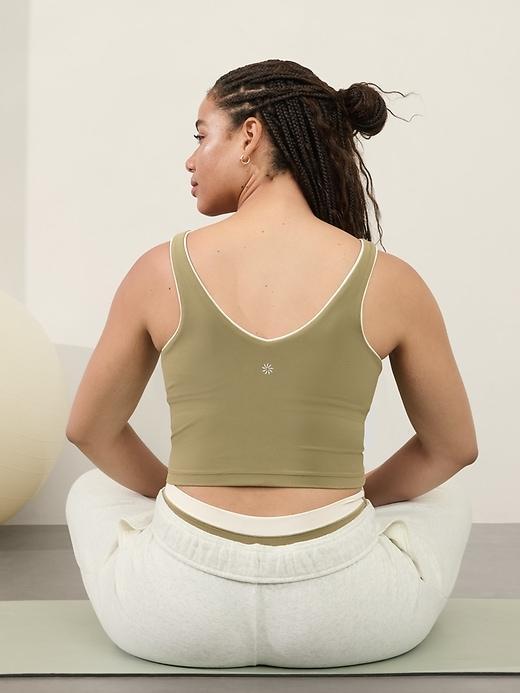 Transcend Tipped V Crop Bra A-C Product Image