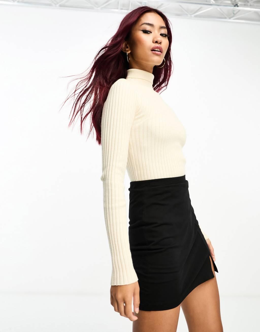 Pieces knitted rib top Product Image