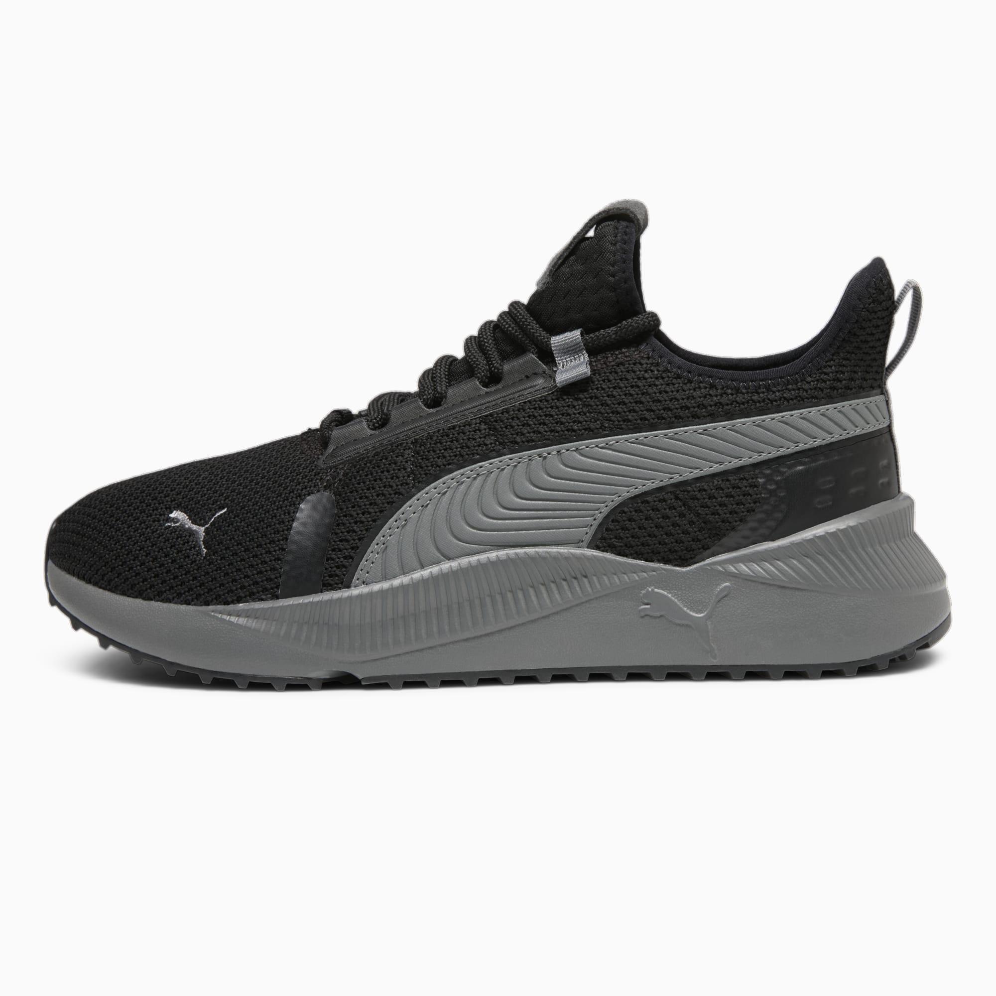 Pacer Street Men's Wide Sneakers Product Image