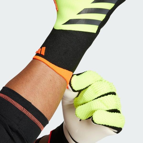 Predator Pro Goalkeeper Gloves Product Image