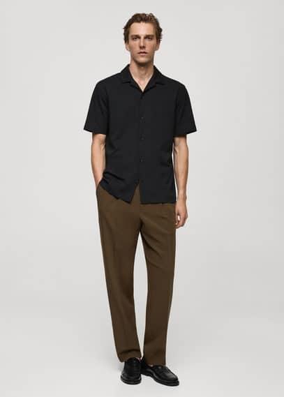 Short sleeved cotton shirt - Men | MANGO USA Product Image