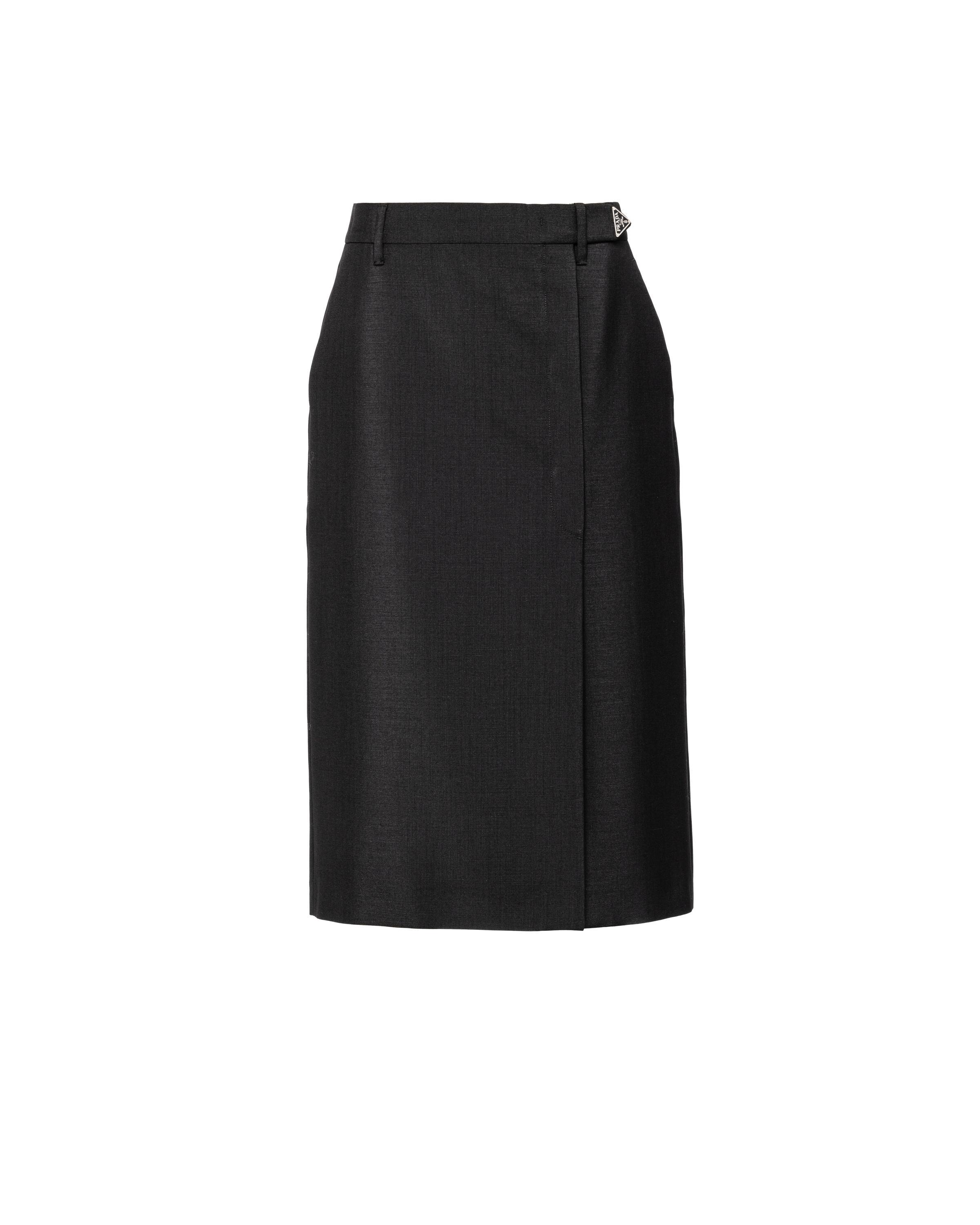 Buttoned-slit Midi Skirt In Black product image