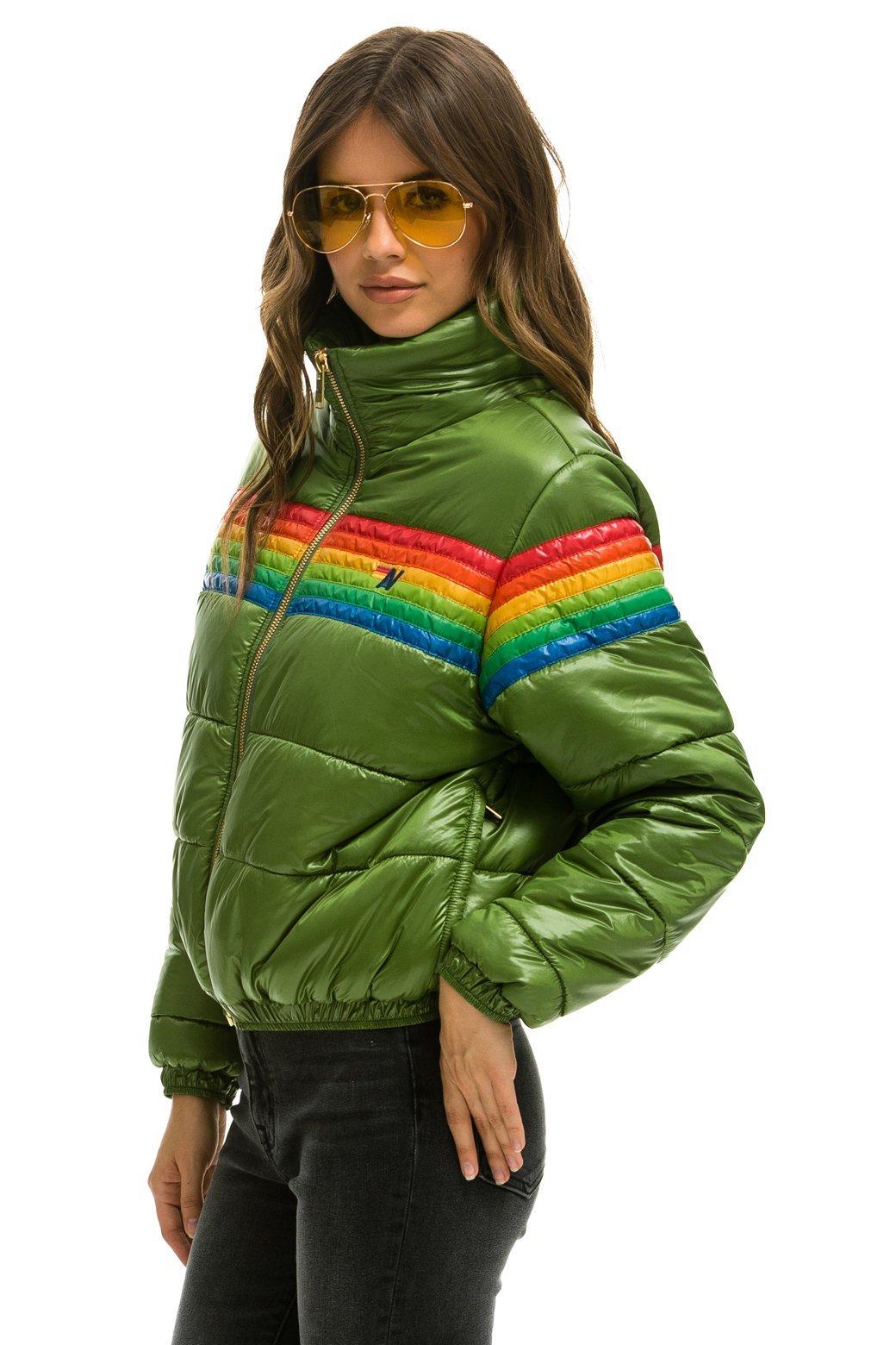 6 STRIPE LUXE APRES PUFFER JACKET - GLOSSY GARDEN GREEN Female Product Image