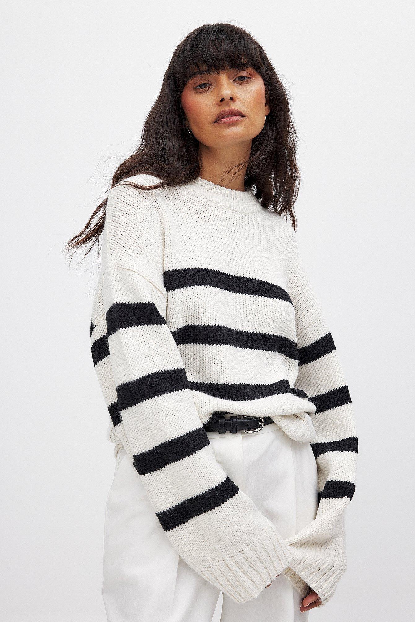 Round Neck Knitted Striped Sweater Product Image