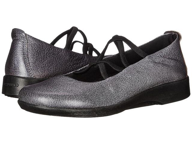 Arcopedico Vegas (Pewter) Women's Flat Shoes Product Image