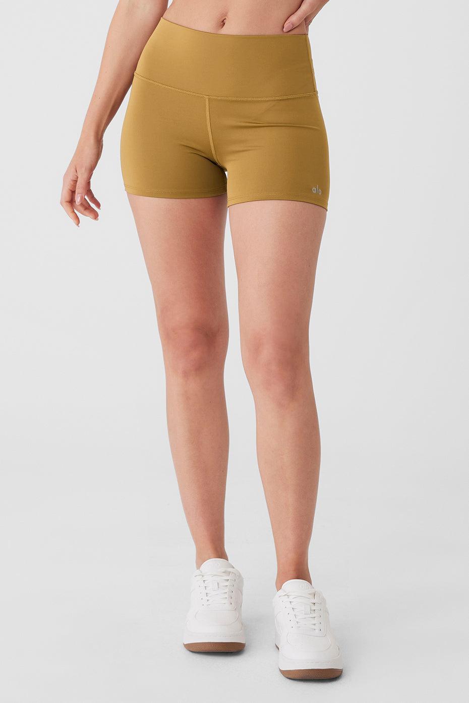 3 High-Waist Airlift Short Green Product Image