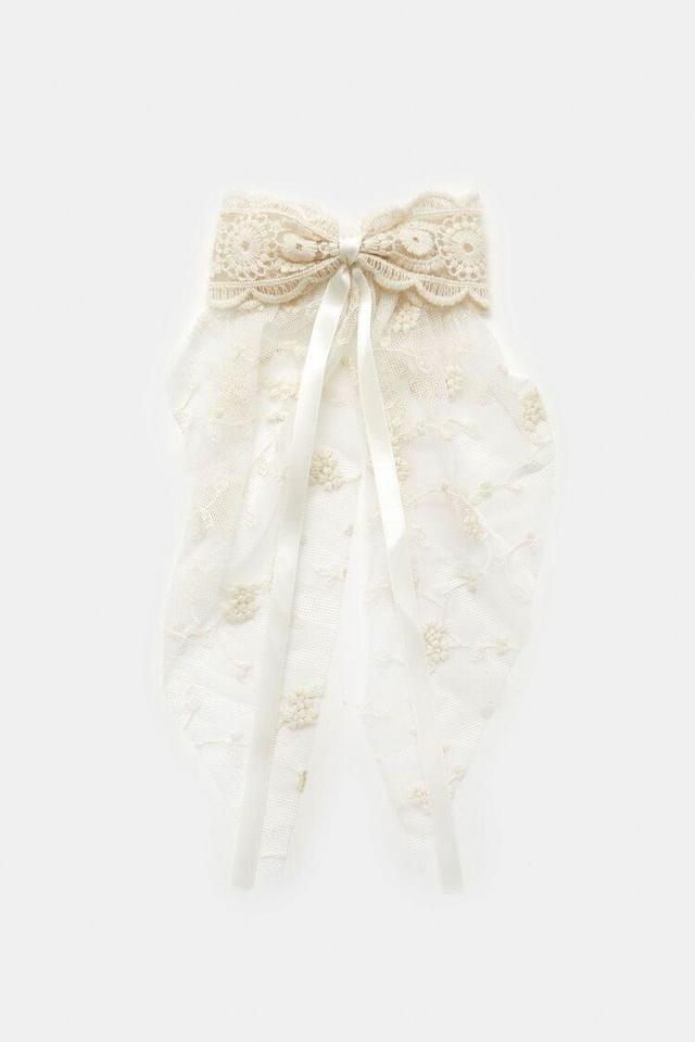 Floral Lace Bow Hair Barrette | Forever 21 Product Image