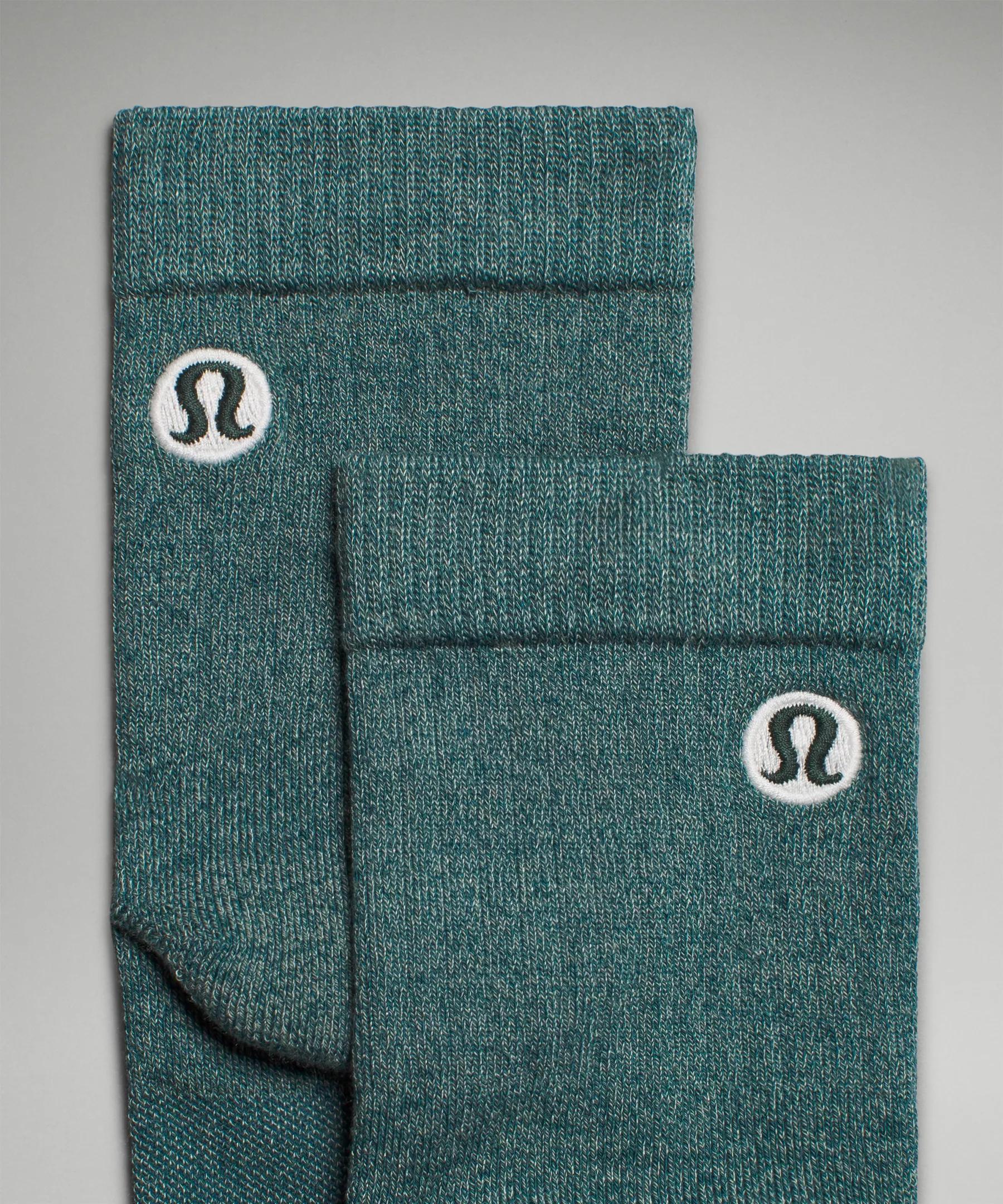 Women's Daily Stride Quarter Socks Product Image