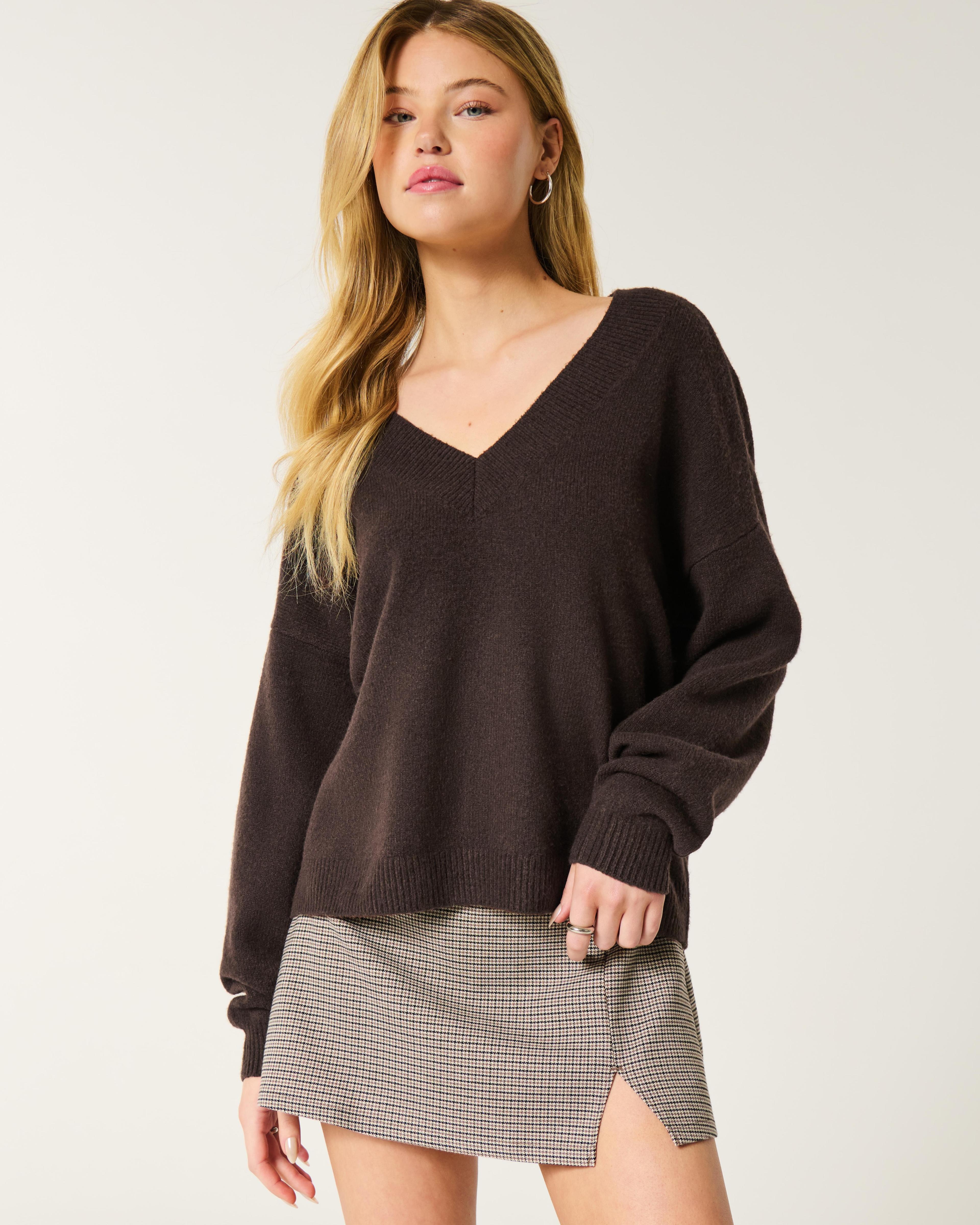 Hollister Comfy Cloud Oversized V-Neck Sweater Product Image