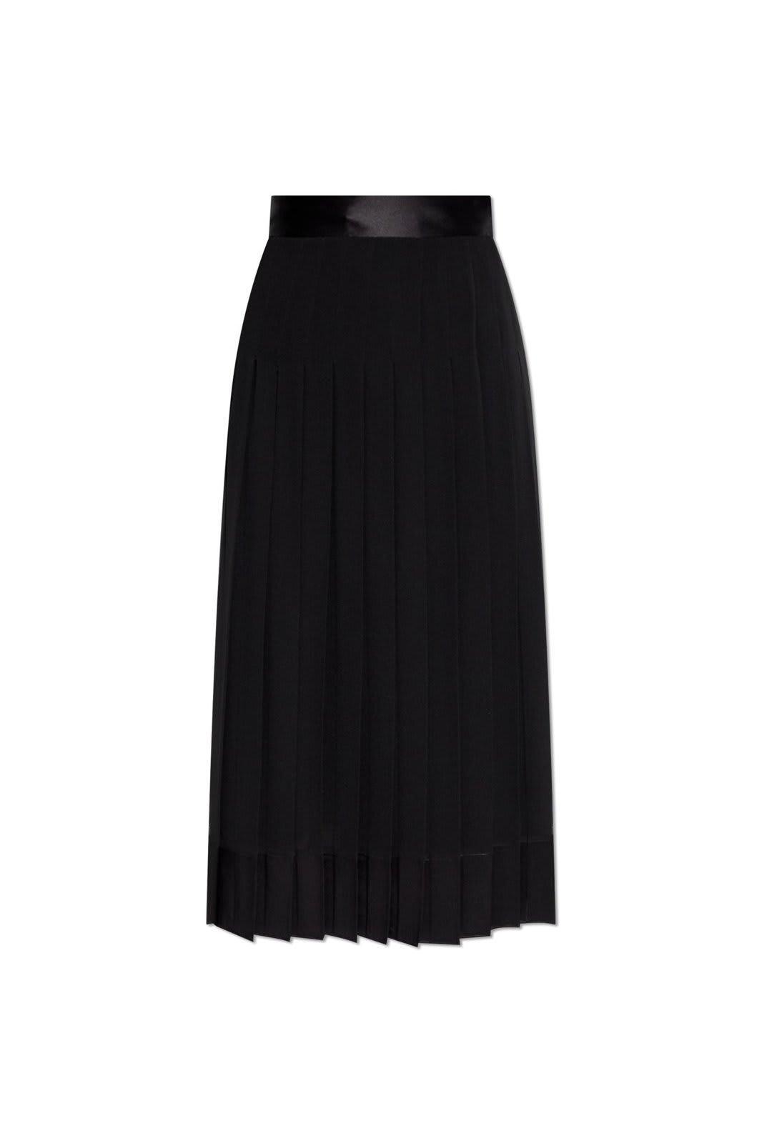 Pleated Skirt In Black Product Image