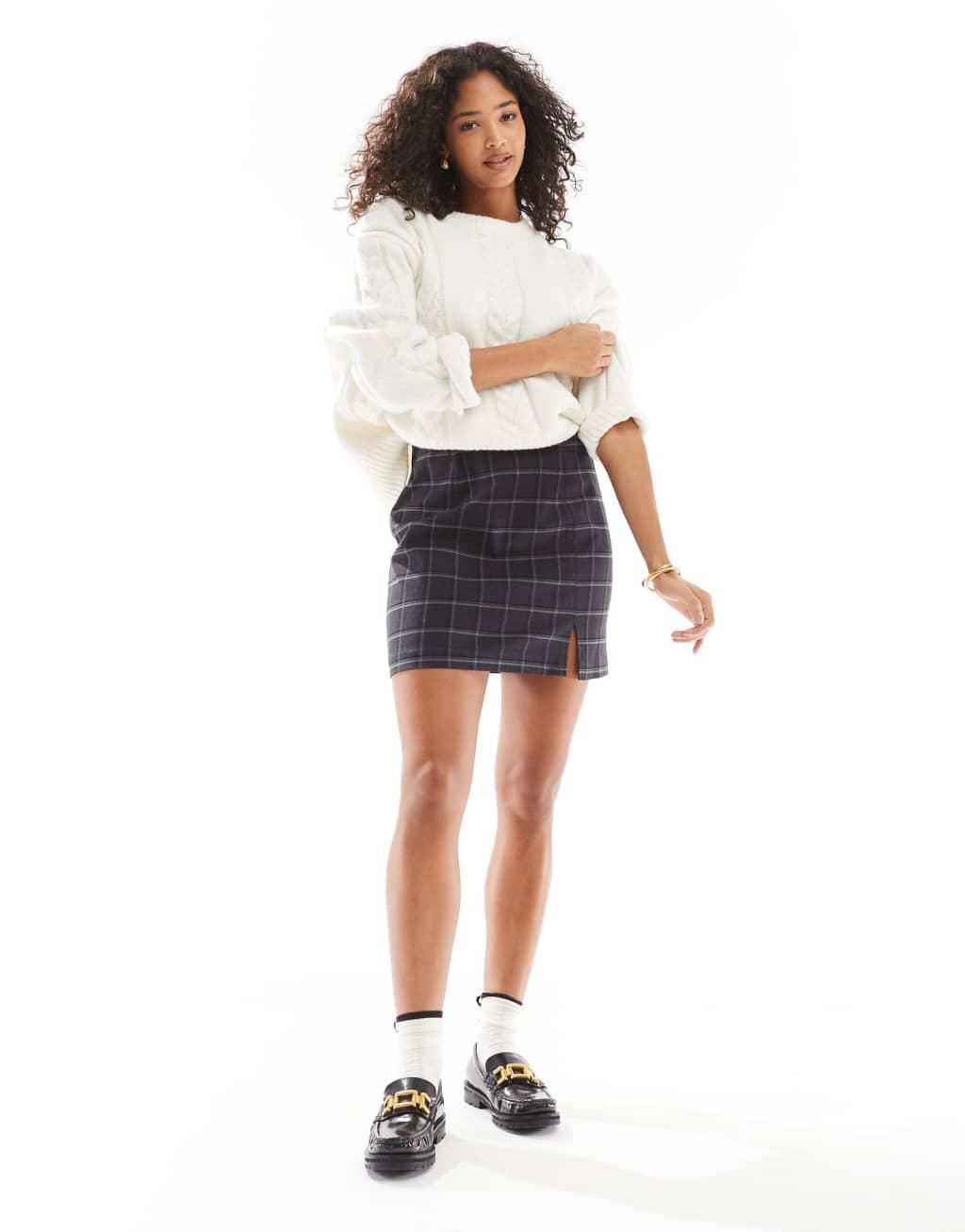 Object notch front tailored skirt in dark gray melange with windowpane check Product Image