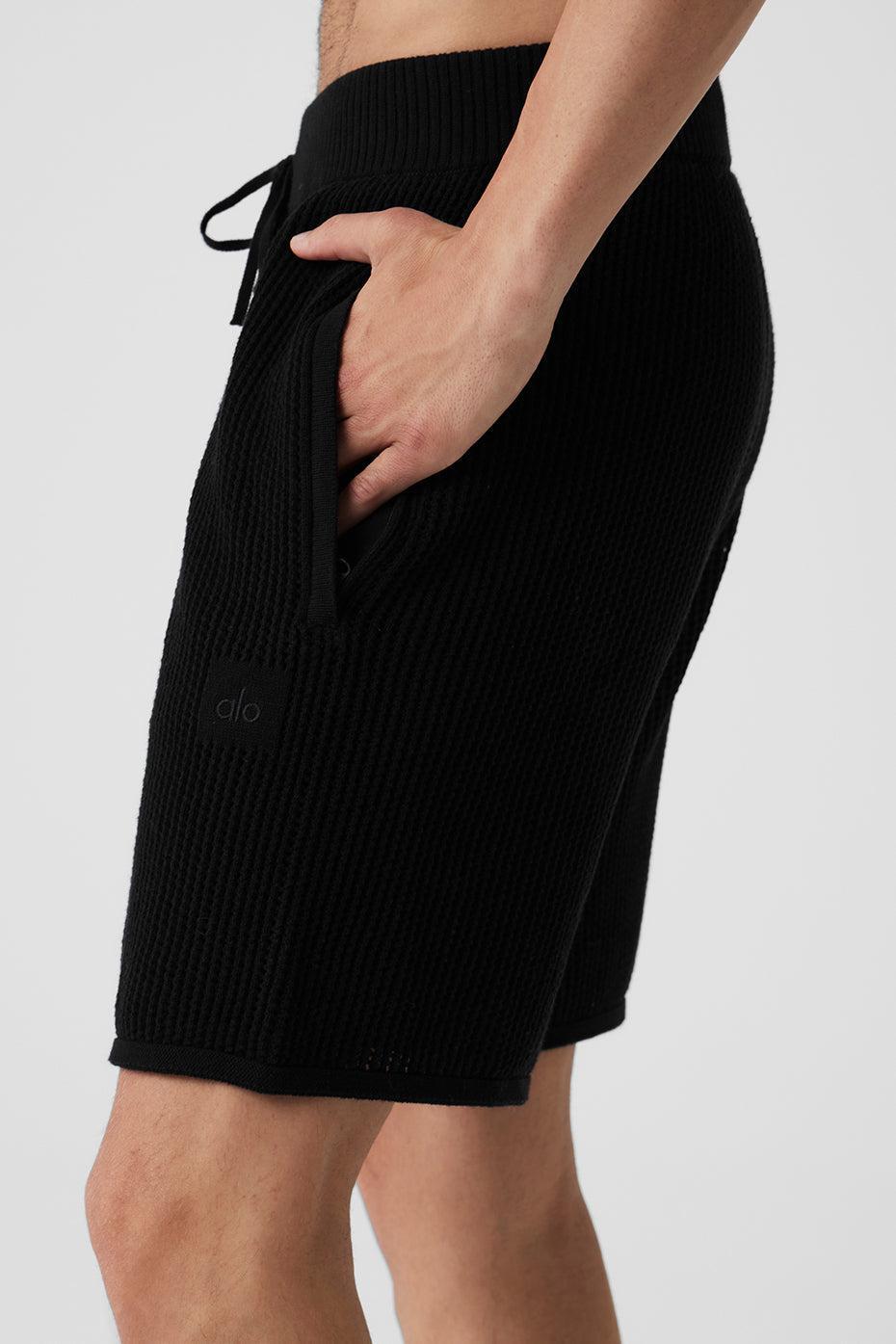 Open-Knit Short - Black Male Product Image