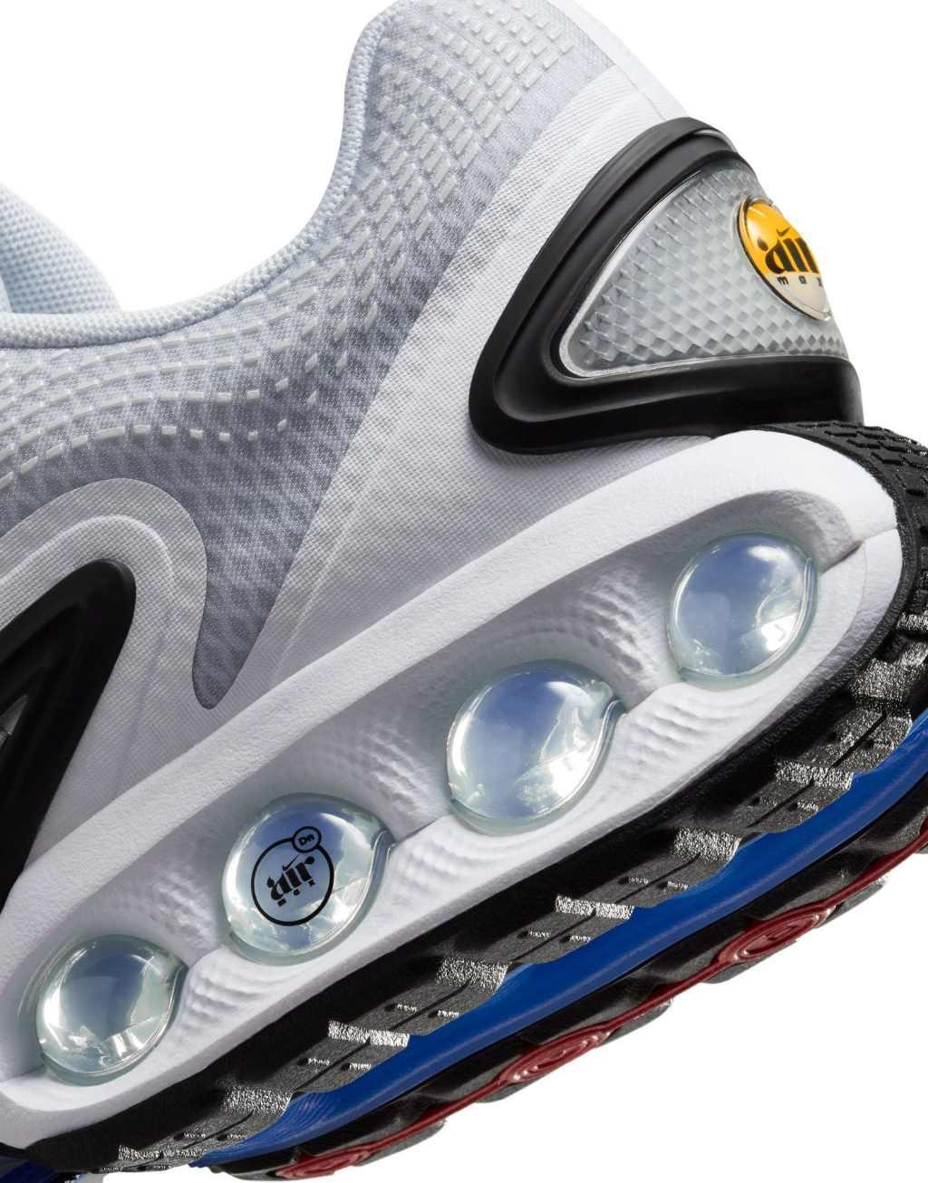 Nike Air Max DN sneakers in gray and blue Product Image