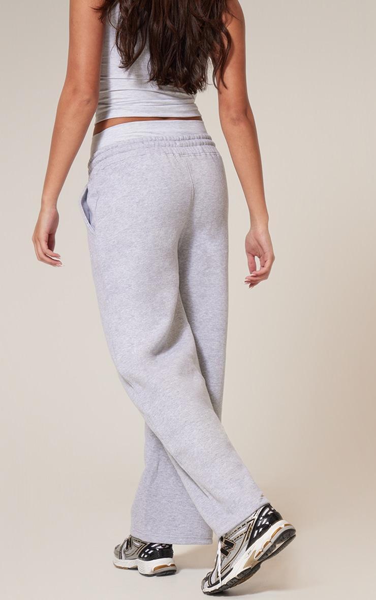 PRETTYLITTLETHING Ash Grey Oversized Low Rise Wide Leg Joggers Product Image