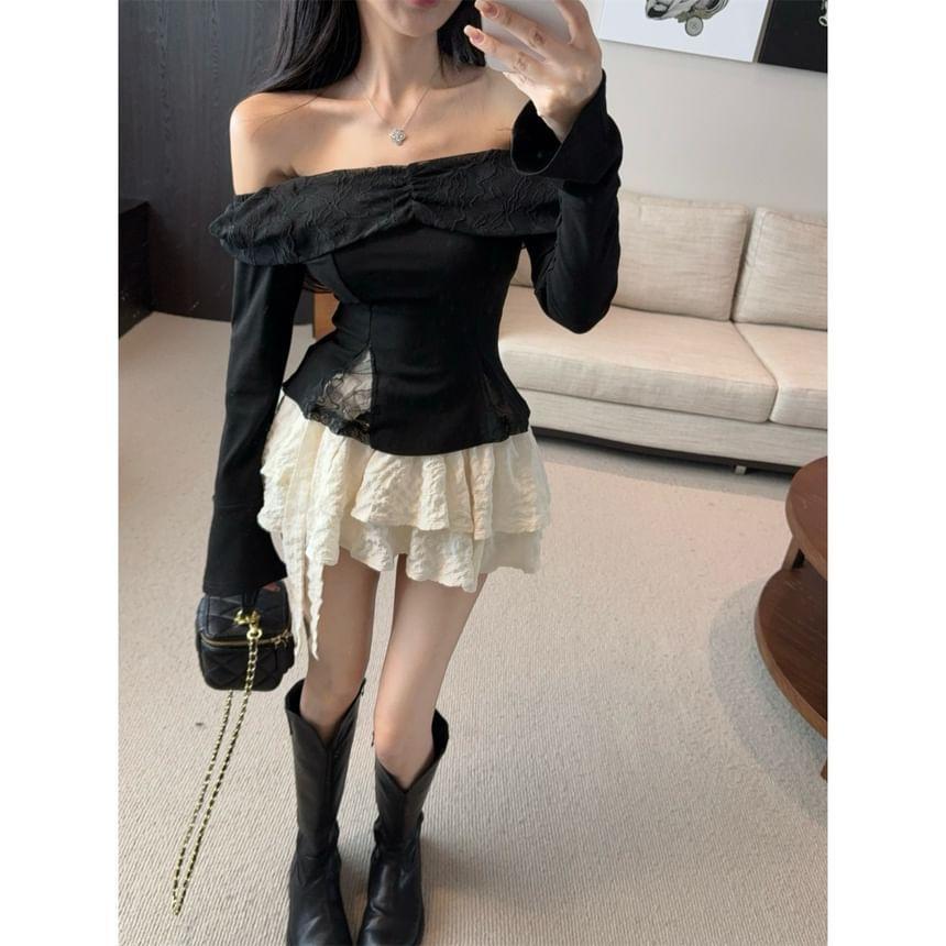 Long-Sleeve Off-Shoulder Plain Lace Trim Tee / High Rise Tiered Mini A-Line Skirt Product Image