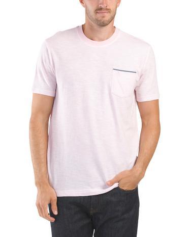 Chambray Pocket Trim T-Shirt For Men Product Image