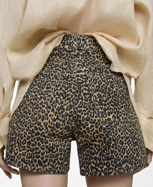 Women's Leopard-Print Straight Shorts Product Image