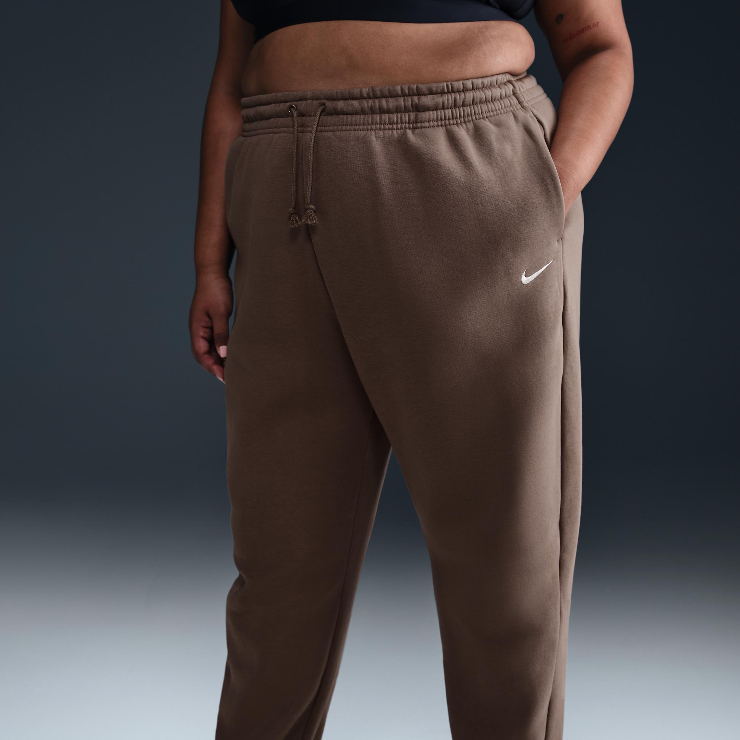 Nike Sportswear Phoenix Fleece Women's High-Waisted Oversized Sweatpants (Plus Size) Product Image