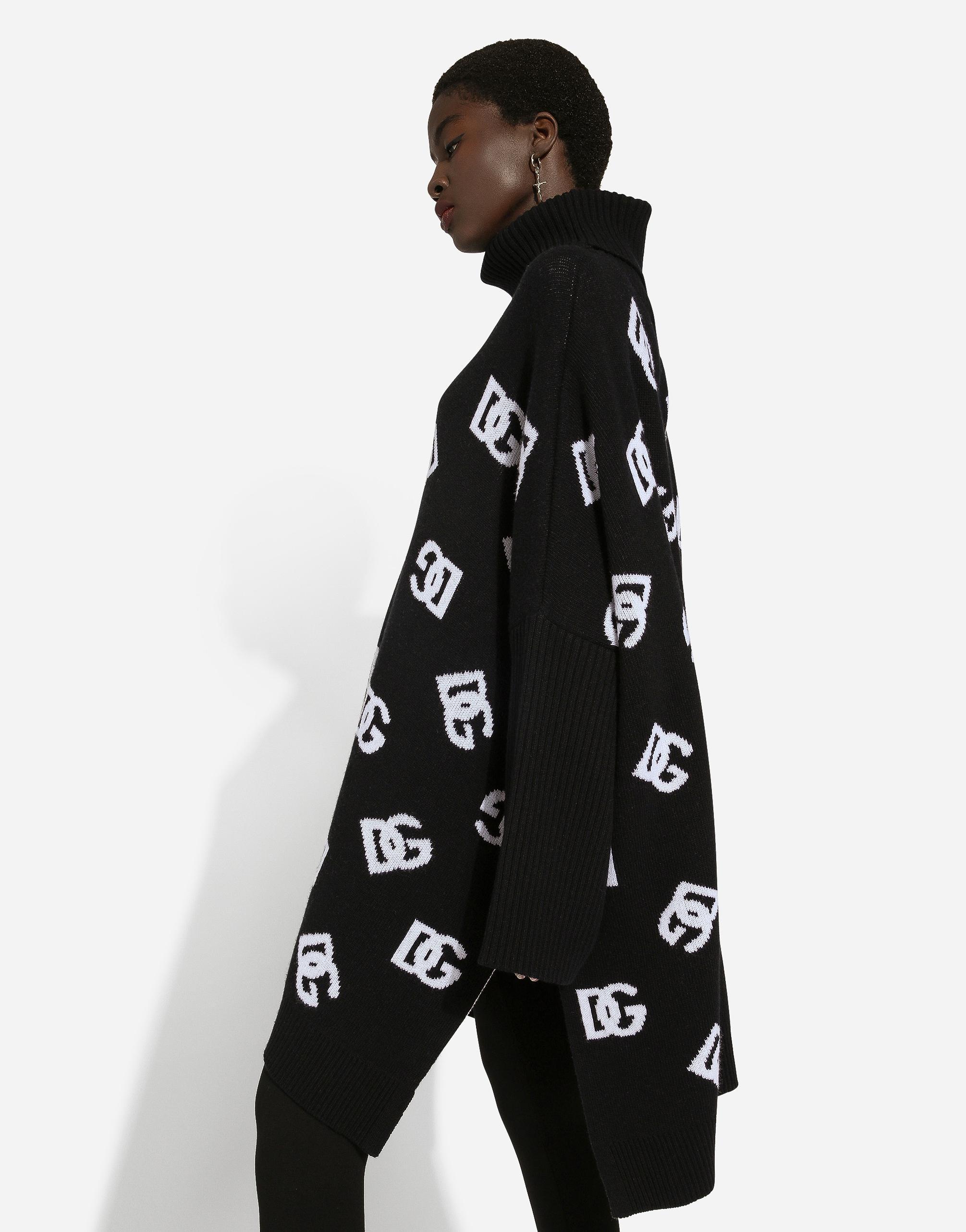 Wool Poncho With Jacquard Dg Logo In Print Product Image