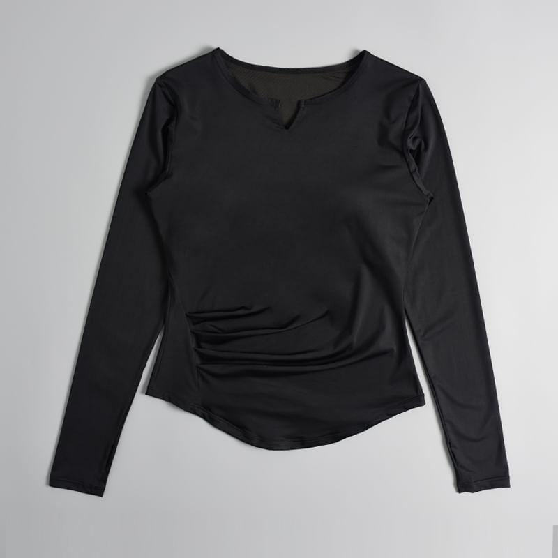 Long-Sleeve Notch Neck Plain Slim Fit Sports T-Shirt Product Image