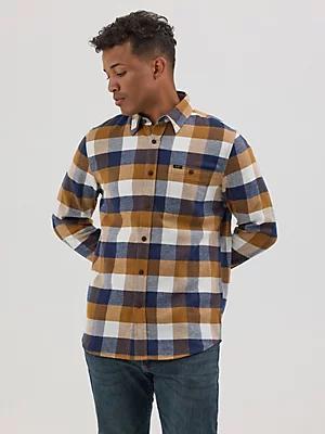 Men's One Pocket Stretch Flannel Button Down Shirt | Men's Tops | Lee® Product Image