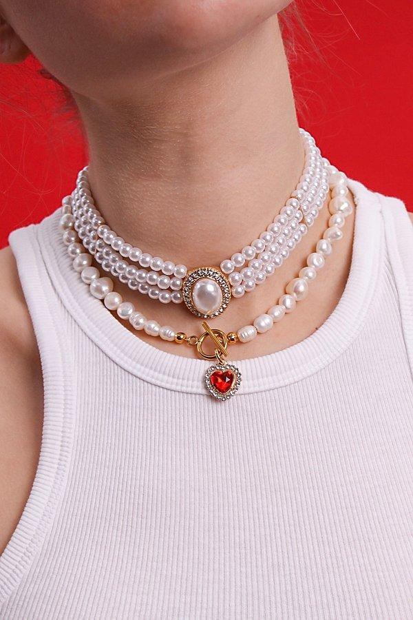 Velvet Luna Milena Freshwater Pearl Heart Necklace Womens at Urban Outfitters Product Image