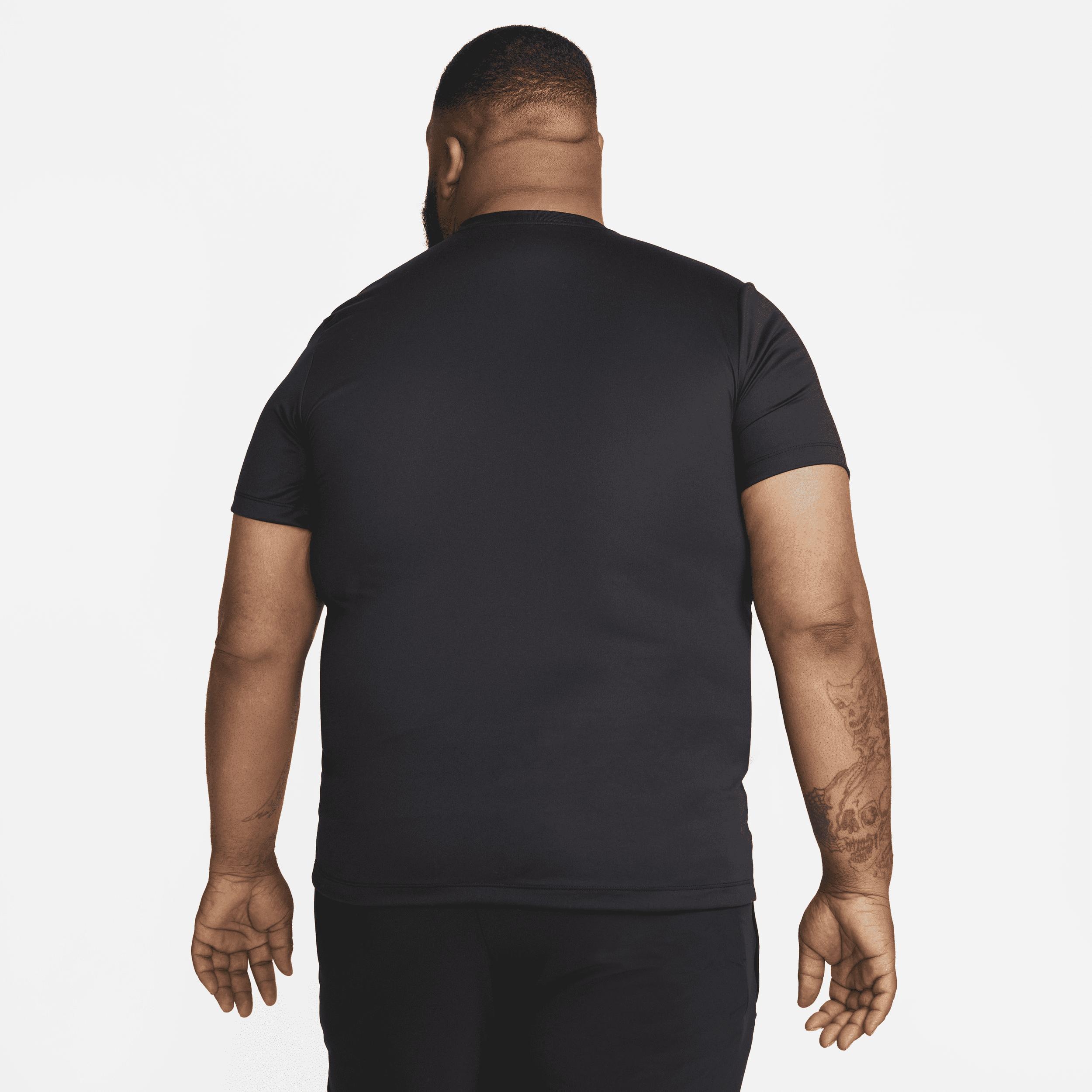 Nike Men's Dri-FIT Legend Fitness T-Shirt Product Image