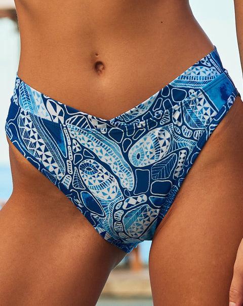 Kenny Flowers x Mauna Kea – The Hawaii Honu - Classic Bottom Product Image